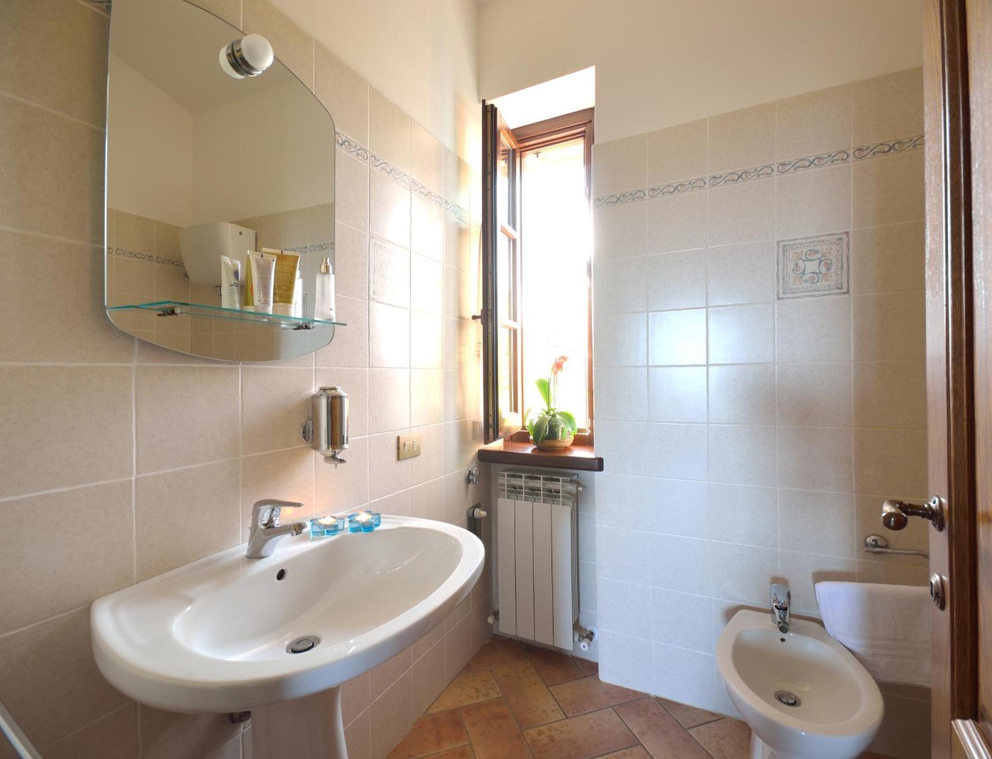 Agriturismo San Severo باسّينيانو سول تْرازي الغرفة الصورة