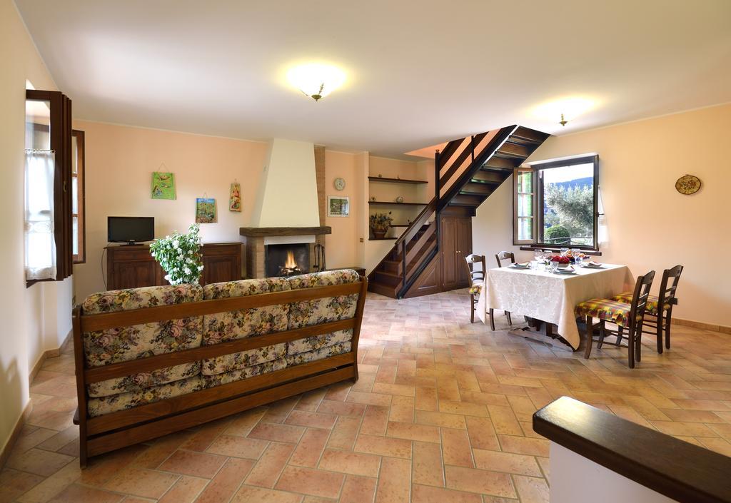 Agriturismo San Severo باسّينيانو سول تْرازي المظهر الخارجي الصورة
